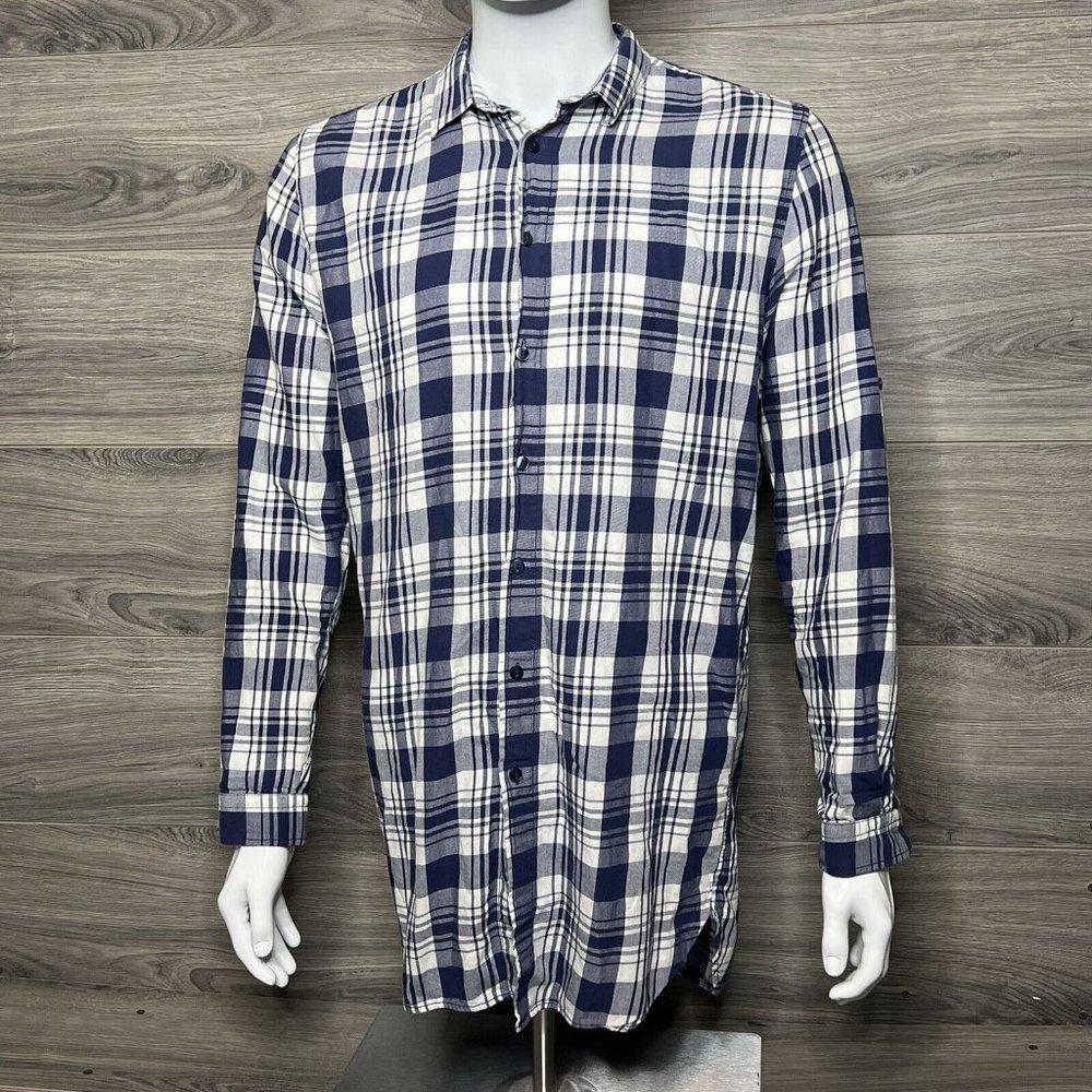 Zara Man Basic Slim Fit Button Down Shirt Long Sleeve  Mens size Medium - Picture 2 of 8